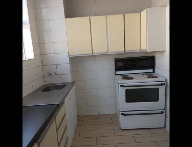 3 BEDROOM APARTMENT FOR SALE IN SUNNYSIDE